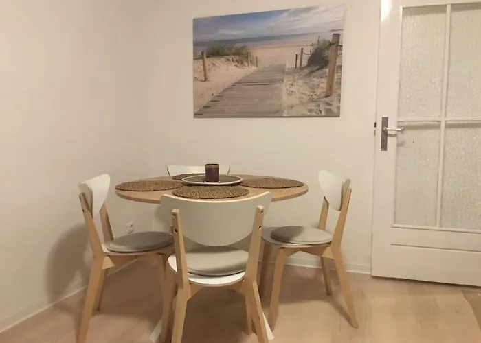 Schoene 2-zimmerwohnung, 10 Geh-minuten Zum 蒂门多弗施特兰德